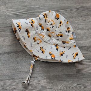 3/10$ 🚧 Jan & Jul Kids Sun Hat with Yellow Construction Print